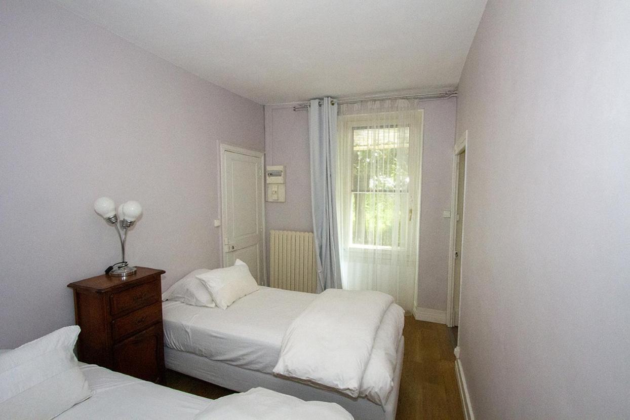 L'Escale Apartment Bourges Exterior photo